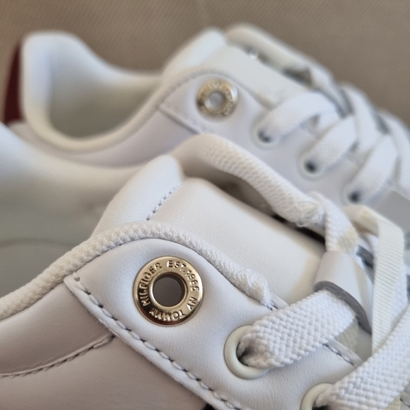 Tommy Hilfiger Women's White Sneakers - Picture 8 of 13